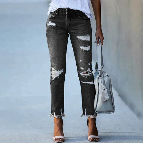 Aomi - Moderne Jeans mit tollem Schnitt und Details