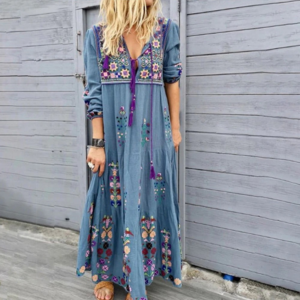 Blau lange Boho-Kleid mit langen Ärmeln, langer Schnitt und V-Ausschnitt